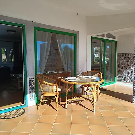 Private Oceanfront With 180 Degree Sea View, 100 M Terrace Prázdninový dům