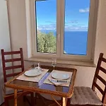 Private Oceanfront With 180 Degree Sea View, 100 M Terrace * Funchal