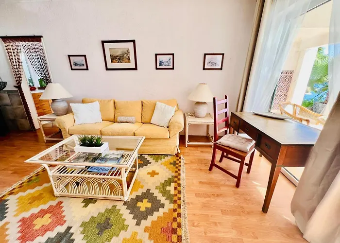 Private Oceanfront With 180 Degree Sea View, 100 M Terrace *