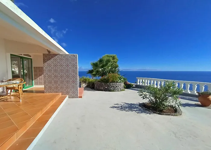Private Oceanfront With 180 Degree Sea View, 100 M Terrace *