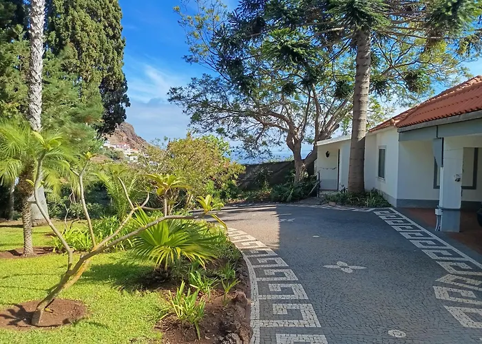 Private Oceanfront With 180 Degree Sea View, 100 M Terrace 丰沙尔