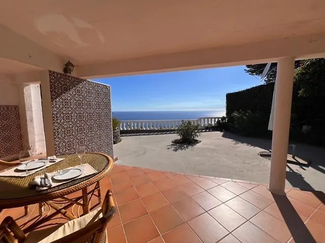Private Oceanfront With 180 Degree Sea View, 100 M Terrace 度假居 丰沙尔